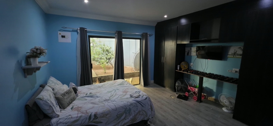 6 Bedroom Property for Sale in Parys Free State